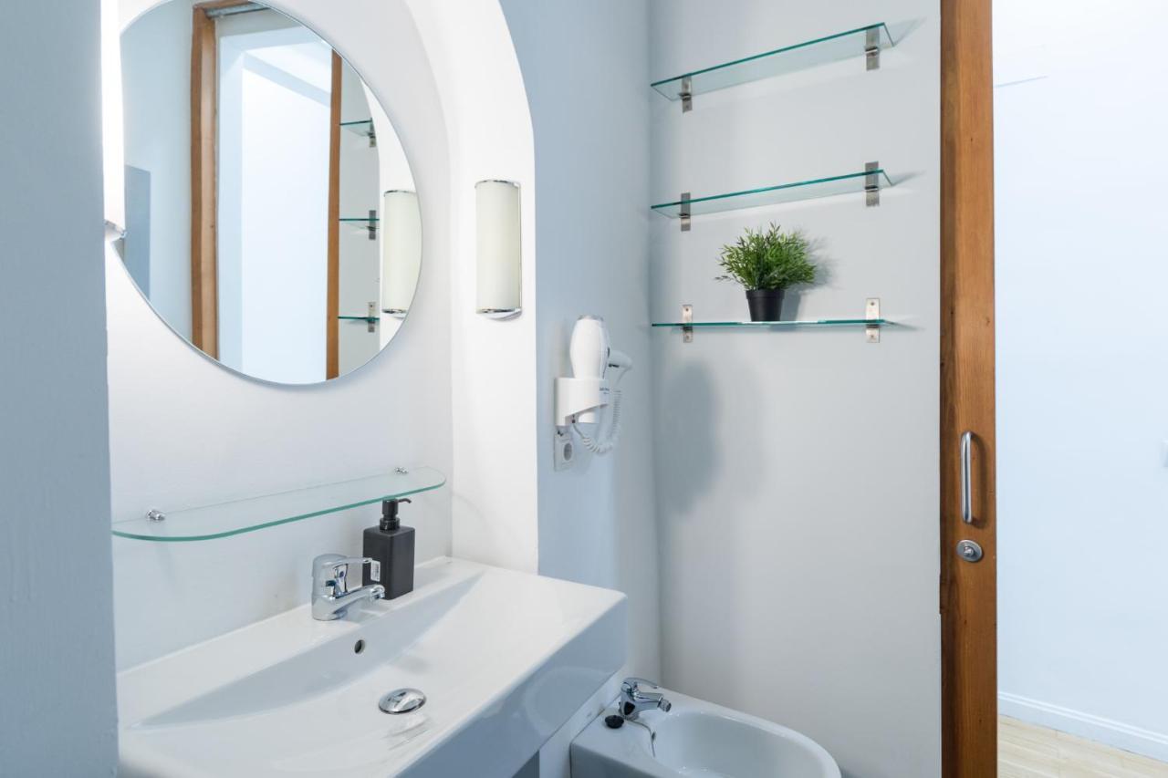 Vip Puerta Del Sol, By Monaro***** Apartment Мадрид Екстериор снимка